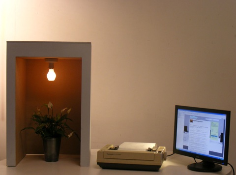 Light Blogger Bot attahced to Printer